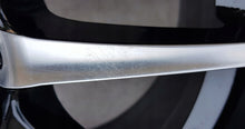 Laden Sie das Bild in den Galerie-Viewer, 1x Alufelge 17 Zoll 8.0&quot; 5x112 35ET OTUS8BP35 Rim Wheel
