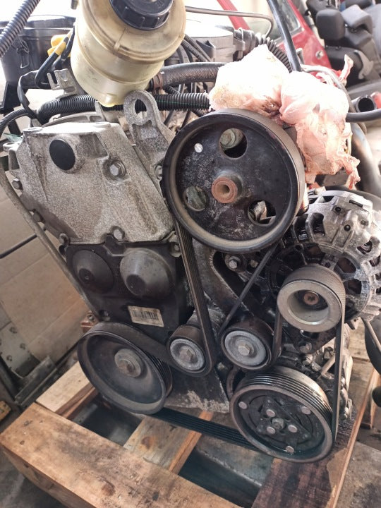 Motor Dacia Sandero K7MF710 1.6 166TKm Benzin Engine Unkomplett MOT3091304787yi