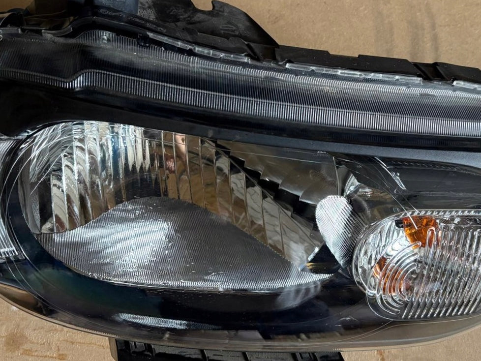 Frontscheinwerfer Nissan Laguna III Ein Stück (Rechts oder Links) Headlight