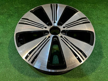 Laden Sie das Bild in den Galerie-Viewer, 1x Alufelge 18 Zoll 7.5" 5x112 53 5ET A2434010100 Mercedes-Benz Eqa Eqb FEL4231546594gk