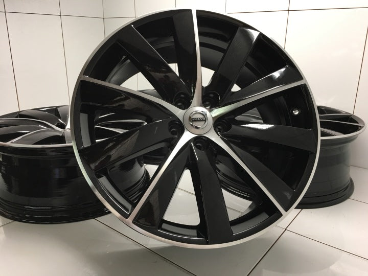 4x Alufelge 19 Zoll 8.0" 5x108 42 5ET Glanz Silber 31362276 Volvo I Rim Wheel FEL9613282151ah