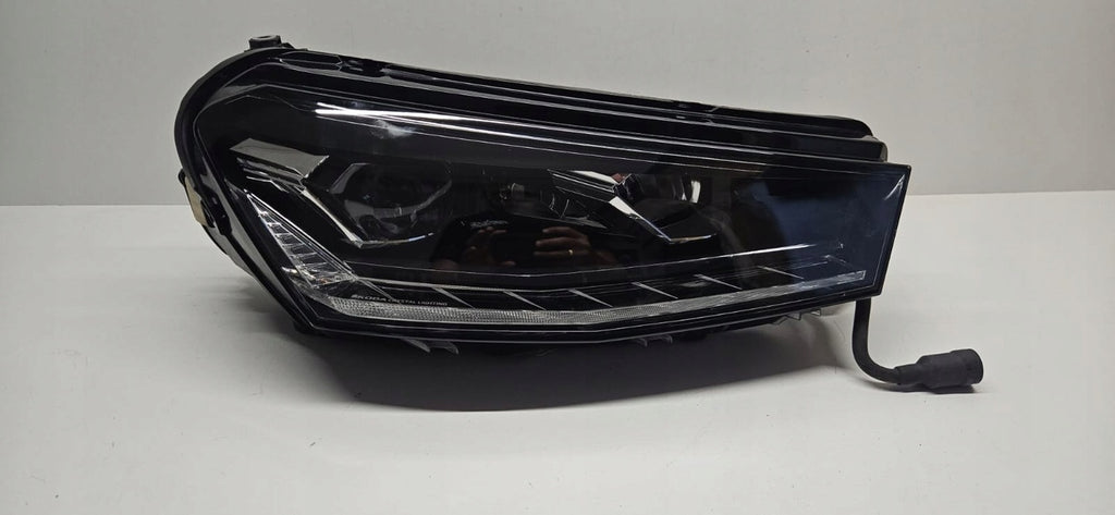 Frontscheinwerfer Skoda Fabia 6VB941016A LED Rechts Scheinwerfer Headlight