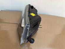 Laden Sie das Bild in den Galerie-Viewer, Frontscheinwerfer Skoda Octavia III 5E1941016 Rechts Scheinwerfer Headlight SCH4169906095jc