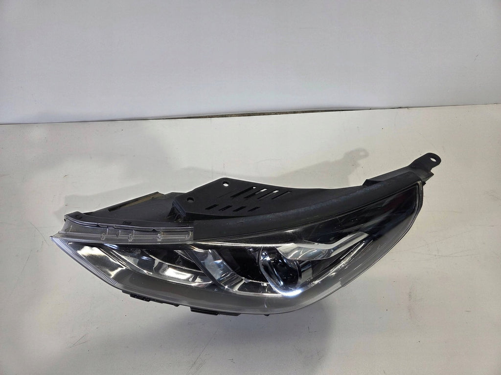 Frontscheinwerfer Hyundai I30 III 92101G4510 Links Scheinwerfer Headlight SCH8249608231jx