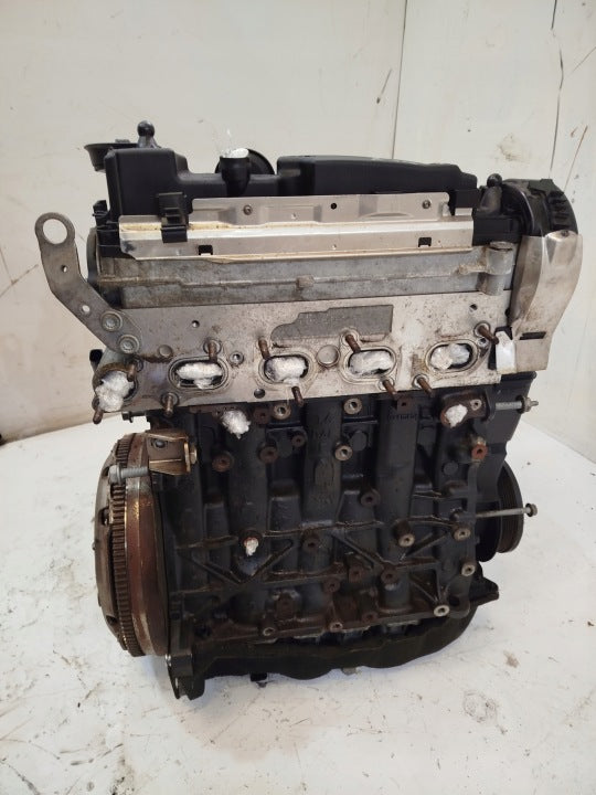 Motor VW Passat B8 DCX 1.6 TDI 120PS 88kW 93TKm 2015 Diesel Engine Unkomplett MOT8968950139rs