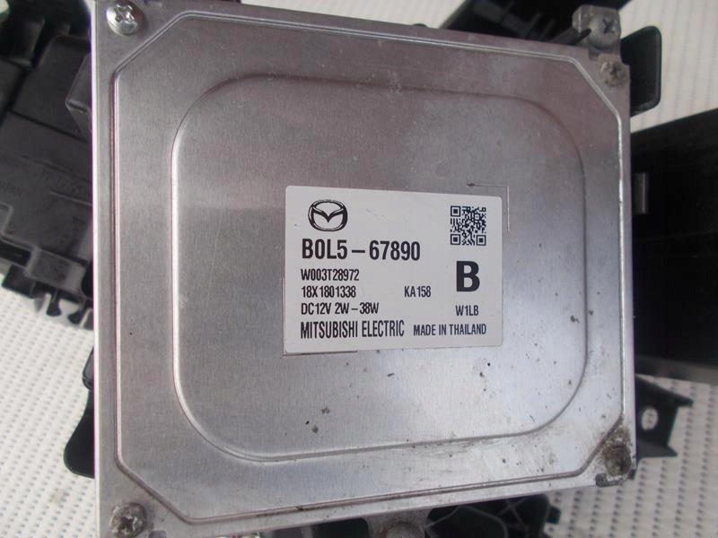 Frontscheinwerfer Mazda III 6283542335 Rechts Scheinwerfer Headlight