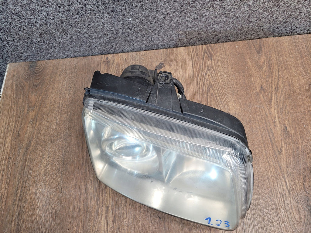 Frontscheinwerfer VW Polo Xenon Rechts Scheinwerfer Headlight