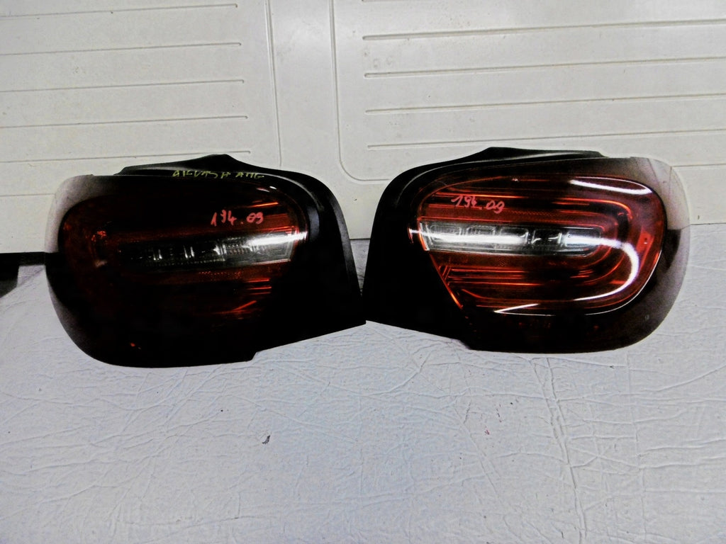 Rückleuchte Mercedes-Benz Amg Ein Stück (Rechts oder Links) Rearlight