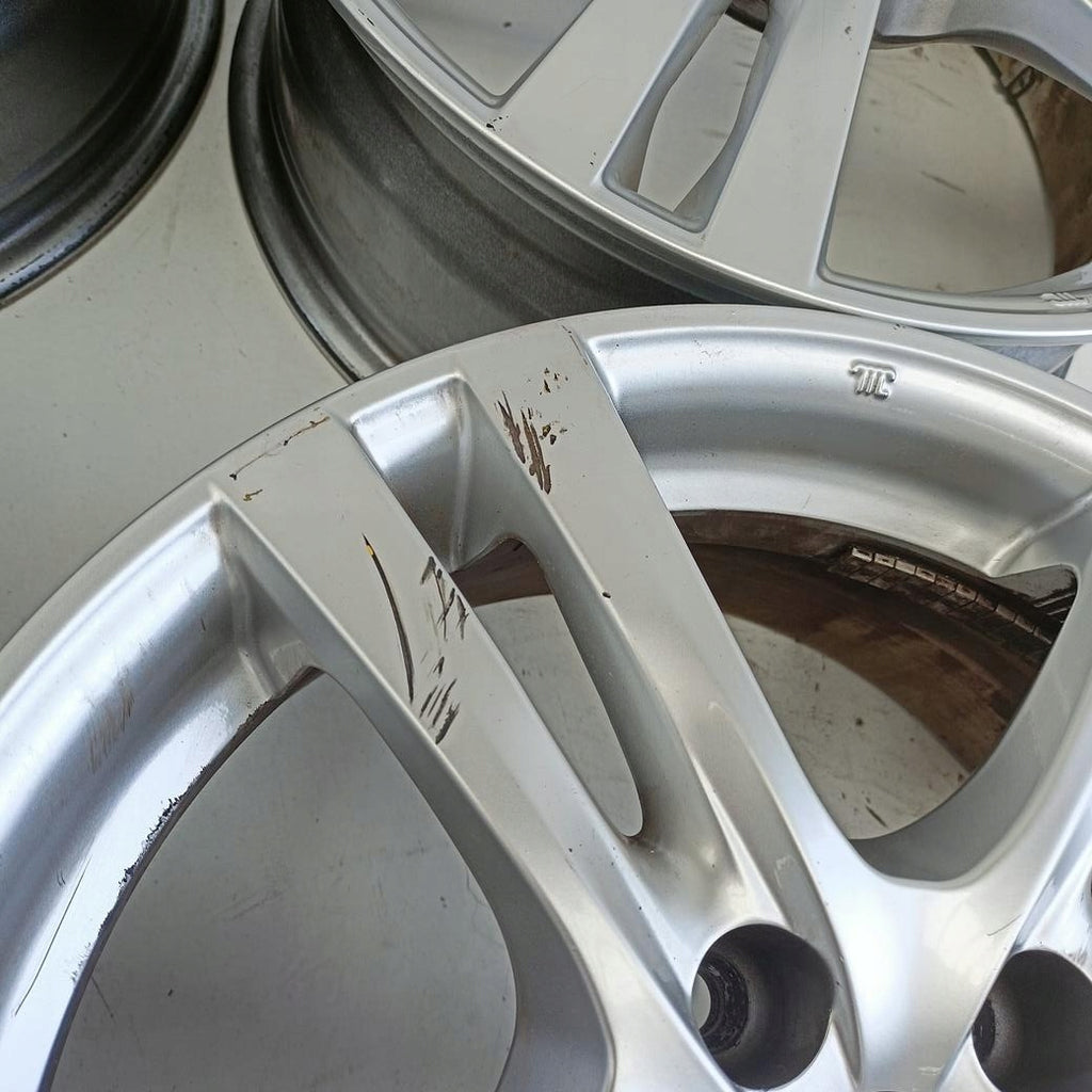 4x Alufelge 16 Zoll 6.5" 5x112 42ET Glanz Silber Audi I Rim Wheel FEL9469292439ef
