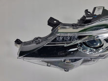 Laden Sie das Bild in den Galerie-Viewer, Frontscheinwerfer Toyota Auris 81150-02E20 LED Links Scheinwerfer Headlight