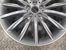 Laden Sie das Bild in den Galerie-Viewer, 1x Alufelge 19 Zoll 9.0" 5x112 44ET Glanz Silber 6874439 BMW 5 G30 Rim Wheel FEL4575152098nd