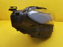 Laden Sie das Bild in den Galerie-Viewer, Frontscheinwerfer Mercedes-Benz Cla A1749064102 LED Rechts oder Links SCH8825973422ds