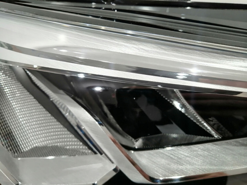 Frontscheinwerfer BMW X1 4A27812-01 LED Rechts Scheinwerfer Headlight SCH1171739101lz