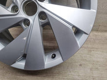 Laden Sie das Bild in den Galerie-Viewer, 1x Alufelge 17 Zoll 5x112 46ET 5H0601025B VW Golf Viii Rim Wheel FEL1858084416cs