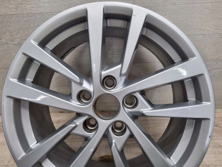 1x Alufelge 17 Zoll 7.5" 5x112 51ET Glanz Silber 8V0601025CS Audi A3 Rim Wheel FEL5422745006df