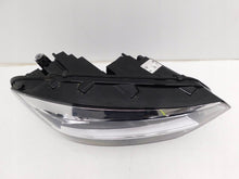 Laden Sie das Bild in den Galerie-Viewer, Frontscheinwerfer VW Touran 030129923200 5TB941036B Rechts Headlight SCH2351460113dt