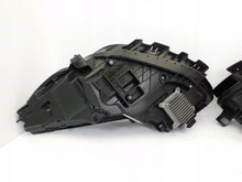 Laden Sie das Bild in den Galerie-Viewer, Frontscheinwerfer Tesla 3 1514952-00-D 1514953-00-D LED Rechts oder Links