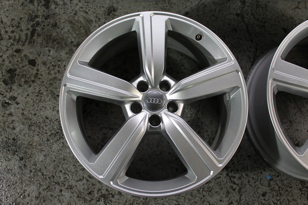 4x Alufelge 20 Zoll 9.0" 5x112 38ET Glanz Silber 4KE601025 Audi E-Tron Rim Wheel FEL3056022696tr