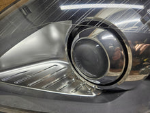 Laden Sie das Bild in den Galerie-Viewer, Frontscheinwerfer Opel Zafira B 0301214281 24451044LH Bi-Xenon Links Headlight SCH3655523707fg