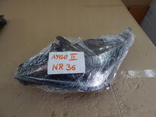 Load image into Gallery viewer, Frontscheinwerfer Toyota Aygo Links Scheinwerfer Headlight SCH6558064123bv