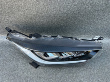 Laden Sie das Bild in den Galerie-Viewer, Frontscheinwerfer Toyota Yaris LED Rechts Scheinwerfer Headlight SCH1431600287wi