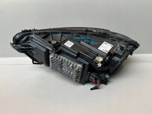 Laden Sie das Bild in den Galerie-Viewer, Frontscheinwerfer Mercedes-Benz Cla A1189063200 LED Rechts Headlight SCH1485278234sp
