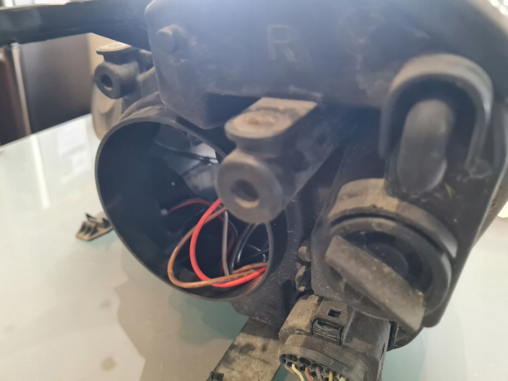 Frontscheinwerfer Ford C-Max 1EJ009587-025 Rechts Scheinwerfer Headlight SCH9245988571su