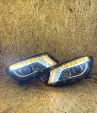 Laden Sie das Bild in den Galerie-Viewer, Frontscheinwerfer Mercedes-Benz Cla Amg A1179067000 A1178205661 Xenon Ein Satz SCH4770930865vg
