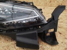 Laden Sie das Bild in den Galerie-Viewer, Frontscheinwerfer Seat Arona 6F1941008E Rechts Scheinwerfer Headlight SCH4980165409in