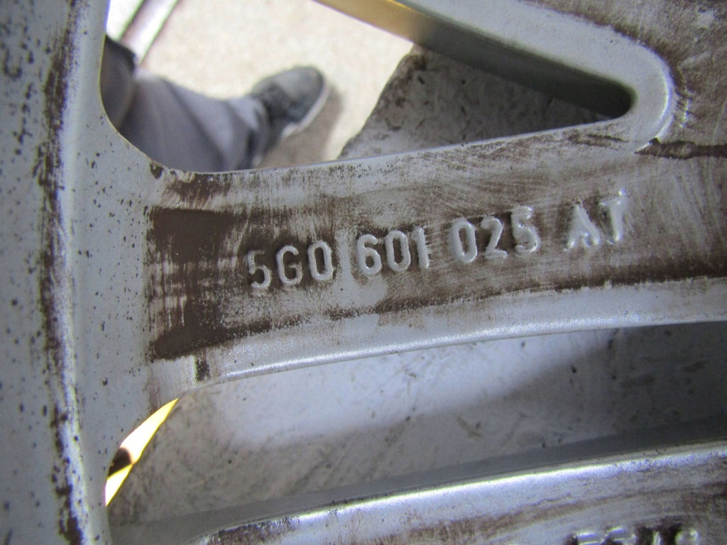 1x Alufelge 16 Zoll 5G0601025AT VW Golf VII I Rim Wheel FEL3702347462vm