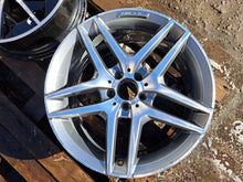 Laden Sie das Bild in den Galerie-Viewer, 1x Alufelge 19 Zoll 8.5" 5x112 38ET Schwarz A2224011000 Mercedes-Benz W222 FEL2041381495ow