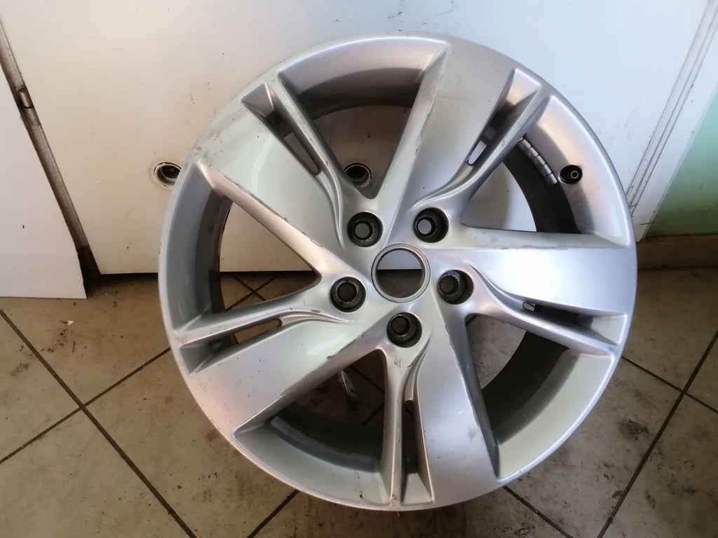1x Alufelge 17 Zoll 7.0" 5x115 44ET 13367272 Opel Meriva Rim Wheel FEL7229075888lr