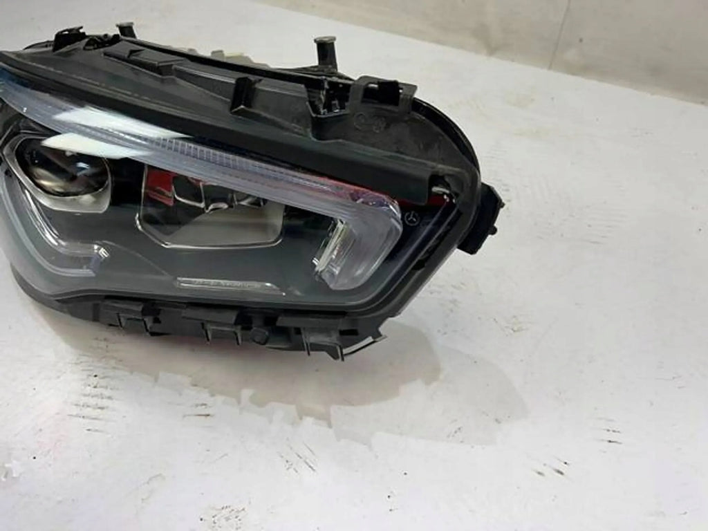 Frontscheinwerfer Mercedes-Benz Cla NKO3136 Rechts Scheinwerfer Headlight