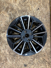 Laden Sie das Bild in den Galerie-Viewer, 1x Alufelge 17 Zoll 7.0&quot; 4x100 54ET Glanz Grau 52910-Q0500 Hyundai I Mg