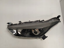 Load image into Gallery viewer, Frontscheinwerfer Toyota Yaris Links Scheinwerfer Headlight SCH9517005936ba
