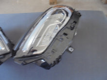 Load image into Gallery viewer, Frontscheinwerfer Mercedes-Benz Gla H247 A2479063505 A2479063605 LED Ein Satz SCH2895825732wh