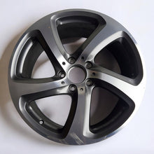 Laden Sie das Bild in den Galerie-Viewer, 1x Alufelge 18 Zoll 8.0&quot; 5x112 A2134013200 Mercedes-Benz W213 Rim Wheel