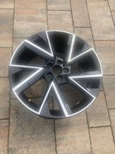 Load image into Gallery viewer, 1x Alufelge 18 Zoll 7.5&quot; 5x100 46ET Glanz Schwarz 6V0601025K Skoda Fabia Iii