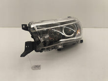 Laden Sie das Bild in den Galerie-Viewer, Frontscheinwerfer Toyota Hilux VIII PRO-1 LED Links Scheinwerfer Headlight SCH7217089972rj