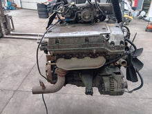 Load image into Gallery viewer, Motor Mercedes-Benz Sprinter 111984 2.3 2005 Benzin Engine Komplett