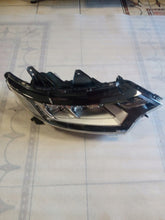Laden Sie das Bild in den Galerie-Viewer, Frontscheinwerfer Mitsubishi Outlander 4BX158301C8-54 Rechts Headlight