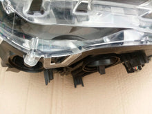Load image into Gallery viewer, Frontscheinwerfer Toyota V Rechts Scheinwerfer Headlight SCH3249266994sg