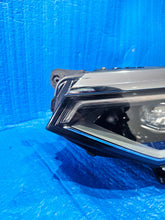 Laden Sie das Bild in den Galerie-Viewer, Frontscheinwerfer VW Passat B8 3G1941081T LED Links Scheinwerfer Headlight SCH2991089718qy