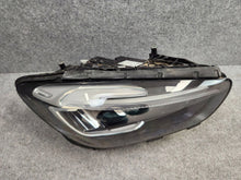 Laden Sie das Bild in den Galerie-Viewer, Frontscheinwerfer Mercedes-Benz W247 A2479065207 LED Rechts Headlight SCH4980892539fq