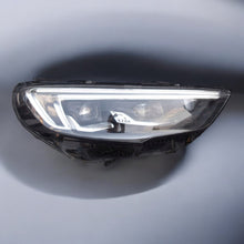 Load image into Gallery viewer, Frontscheinwerfer Opel Insignia 39122975 39122974 LED Rechts Headlight