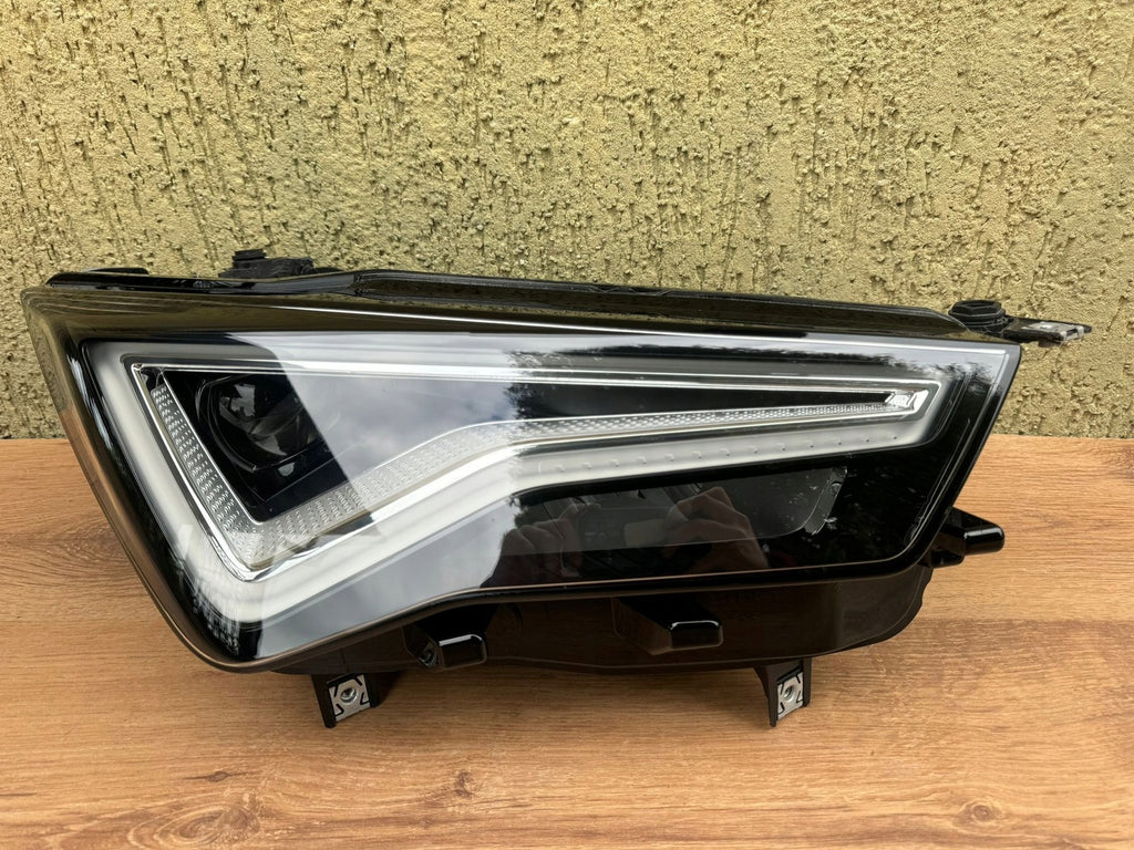 Frontscheinwerfer Cupra Ateca 576941032C 1EX014891-52 Full LED Rechts Headlight SCH7105924664zo