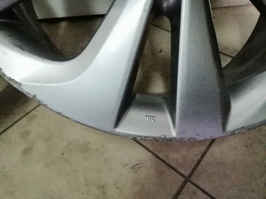 1x Alufelge 17 Zoll 7.0" 5x114.3 50ET Graphit HL47307 Toyota Rim Wheel