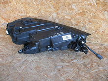 Laden Sie das Bild in den Galerie-Viewer, Frontscheinwerfer Skoda Superb 3P1941015A LED Links Scheinwerfer Headlight SCH9137103543yy