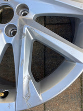 Laden Sie das Bild in den Galerie-Viewer, 1x Alufelge 17 Zoll 7.0&quot; 5x112 51ET Glanz 6F0601025 Seat Ibiza Rim Wheel