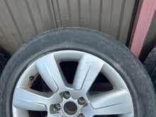 Laden Sie das Bild in den Galerie-Viewer, 4x Alufelge 17 Zoll 8.0" 5x112 38ET Glanz Silber 4F0601025BM Audi A6 C6 Allroad FEL9811345445cb